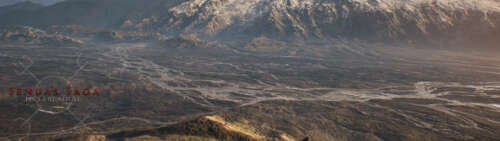 Szczegółowe i pełne klimatu zbliżenie postaci Senui z gry wideo Senua's Saga: Hellblade... Dual UHD