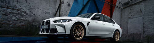 Eleganckie i potężne luksusowe auto sportowe BMW M3. Dual UHD