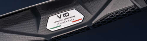 Elegancki supersamochód Lamborghini Huracán, przedstawiony w wysokiej rozdzielczości,... Dual UHD