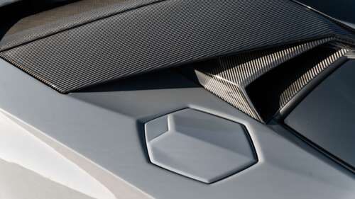 Wysokowydajny sportowy samochód Lamborghini Huracán, charakteryzujący się eleganckimi,... 8K