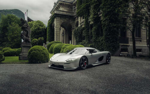 Szczegółowe zdjęcia eleganckiego hiper samochodu Koenigsegg CC850, eksponujące jego... 7680x4800