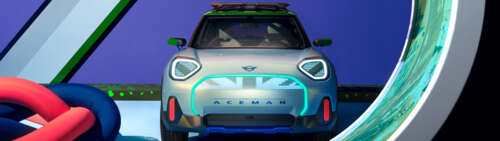 Zdjęcie w wysokiej rozdzielczości przedstawiające elektryczny model MINI Aceman,... Dual UHD