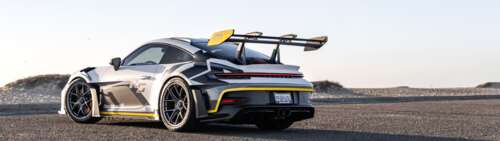 Elegancki i potężny sportowy samochód Porsche GT3 RS, wyposażony w zaawansowane aerodynamiczne... Dual UHD