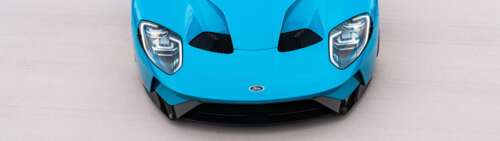 Wysokowydajny samochód sportowy Ford GT, charakteryzujący się aerodynamiczną sylwetką... Dual UHD