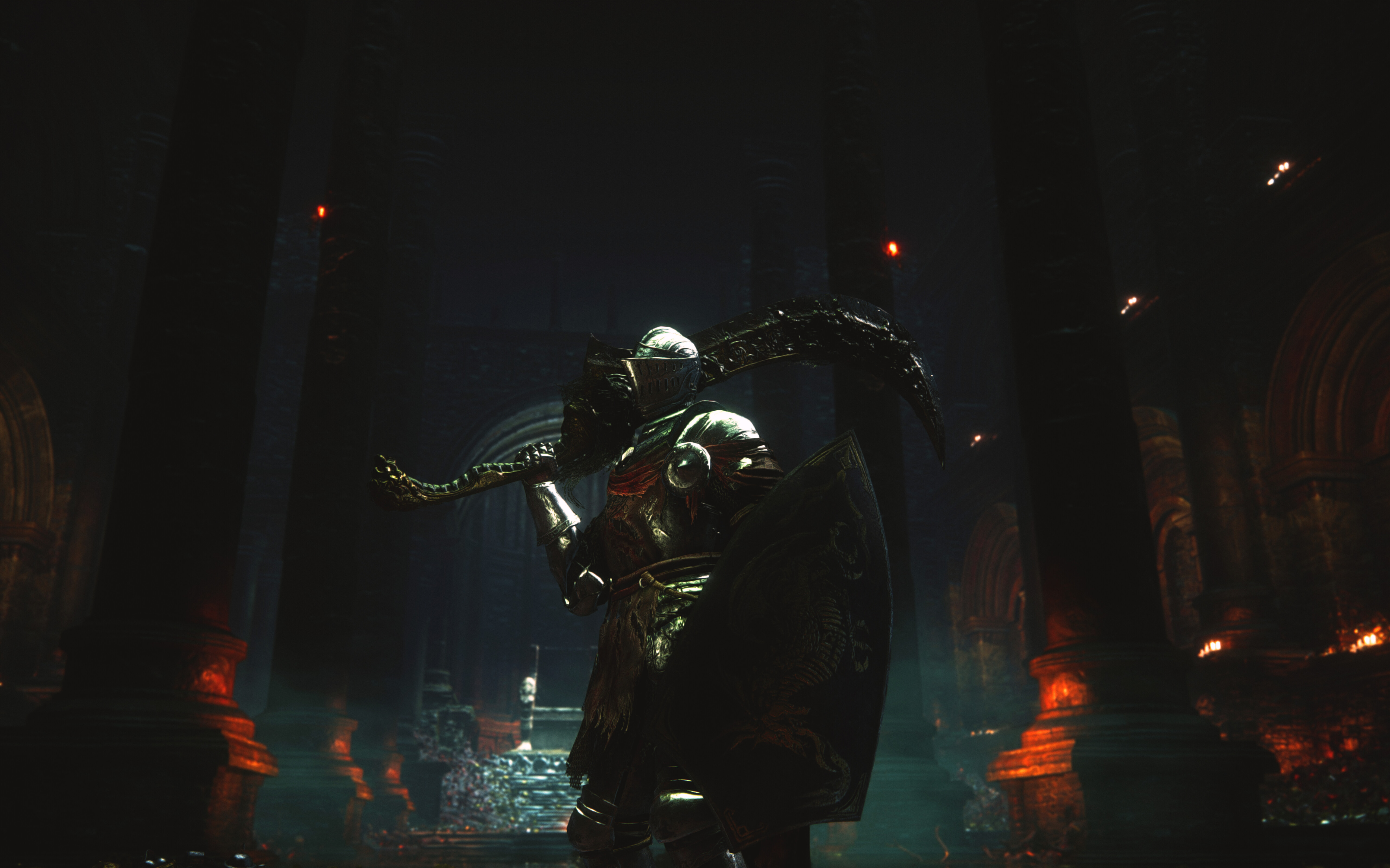 Rycerz z Lothricu, ubrany w ciężką, pokrytą śladami walk zbroję, pochodzący z gry wideo Dark Souls III: The Ringed City.