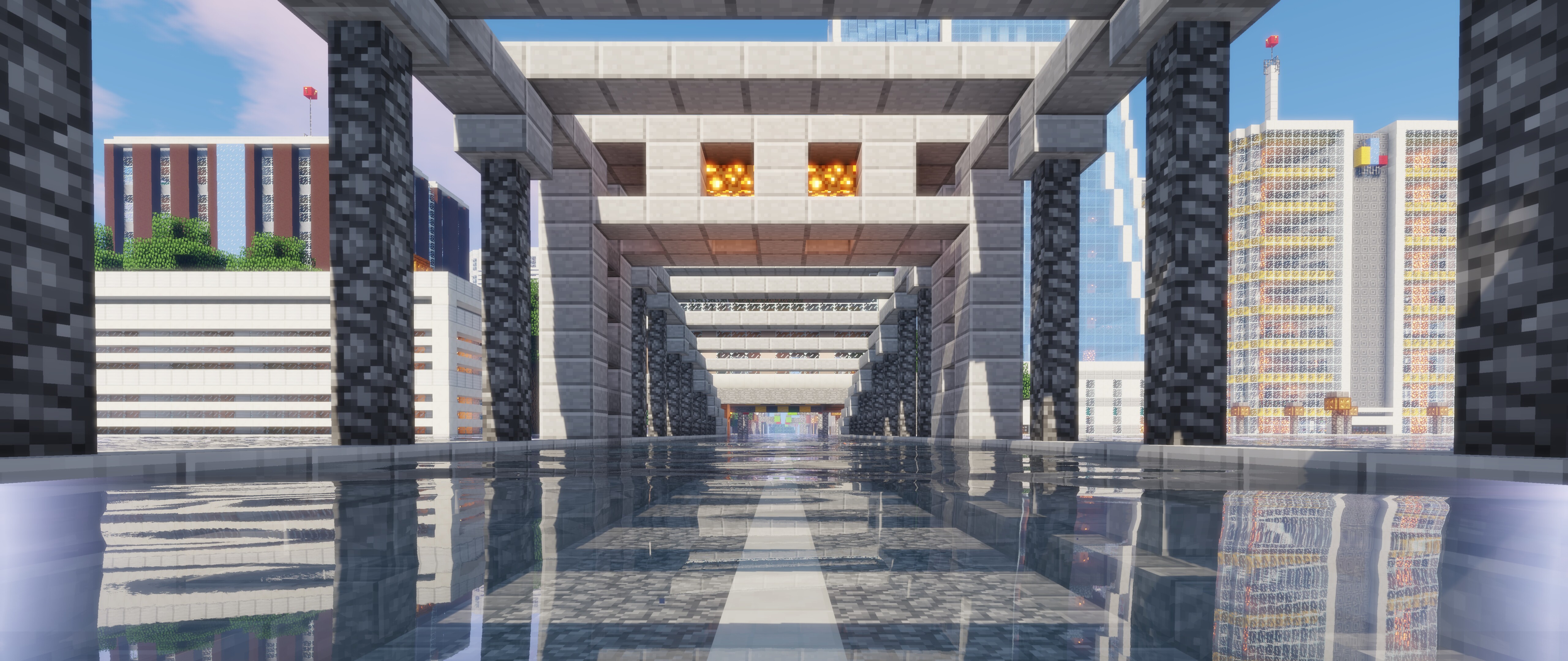 Postać Steve z gry Minecraft, stojąca w malowniczym, kanciastym krajobrazie, na tle gór.